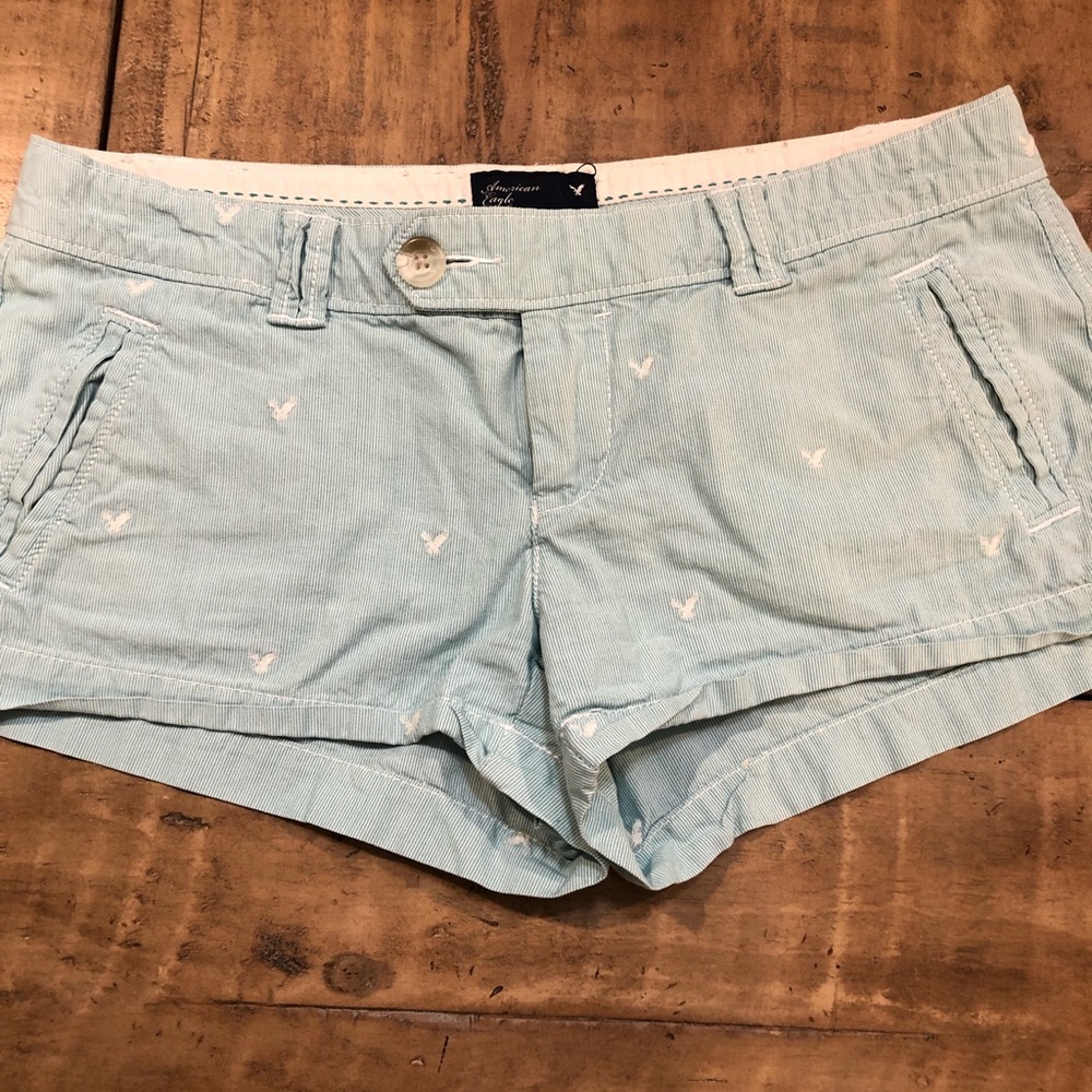 Pair of American Eagle Outfitters Shorts Size 2 - Picture 1 of 8